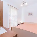 2 Bedroom Cozy In Pag דירה פג