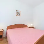2 Bedroom Cozy In Pag Appartement *
